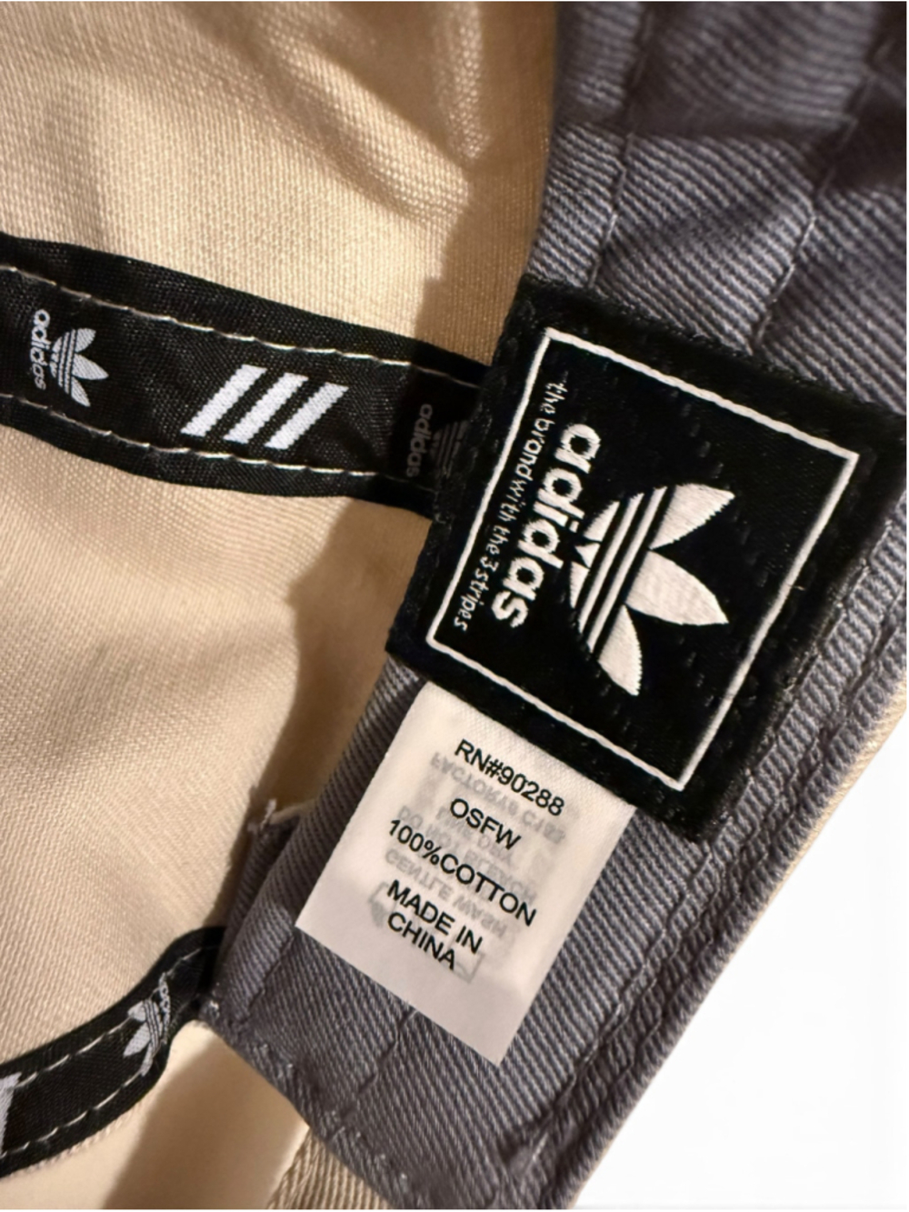 Adidas Originals Relaxed Strapback Hat BH7141 Khaki White Trefoil OSFM NWT - Picture 7 of 11